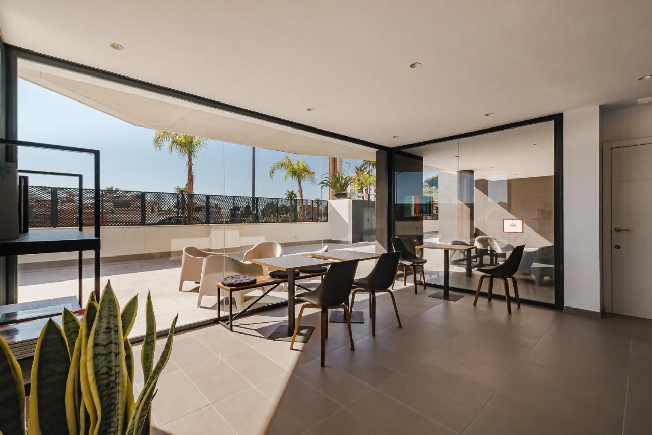 Modern Sea Front Sea Waves Apartment Alicante Exterior foto