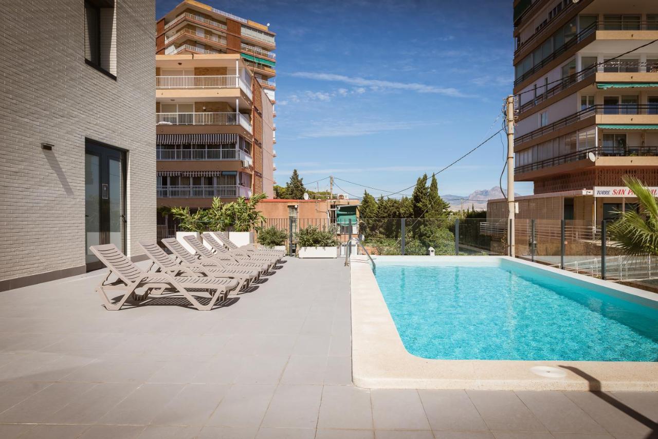 Modern Sea Front Sea Waves Apartment Alicante Exterior foto