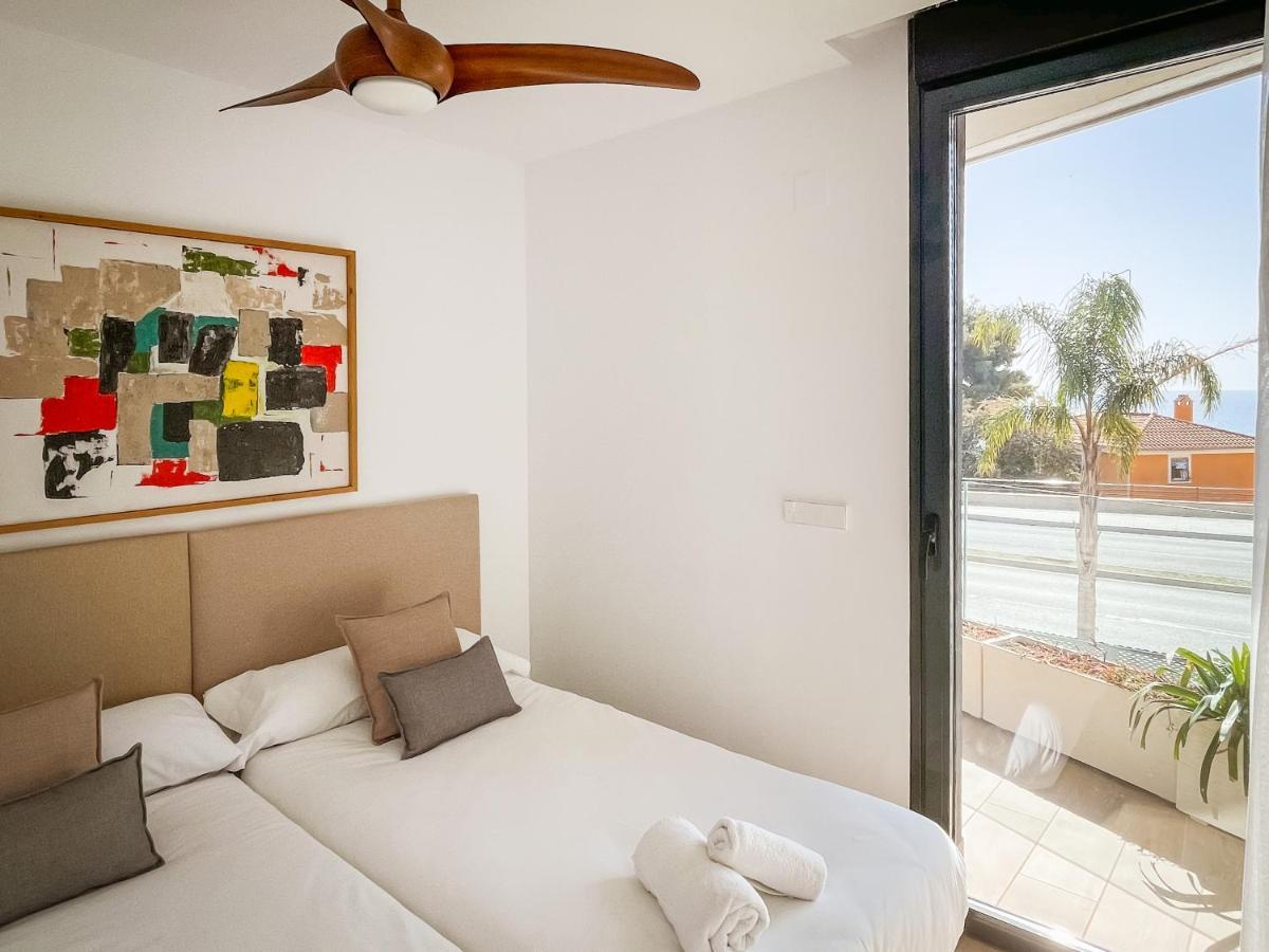 Modern Sea Front Sea Waves Apartment Alicante Exterior foto