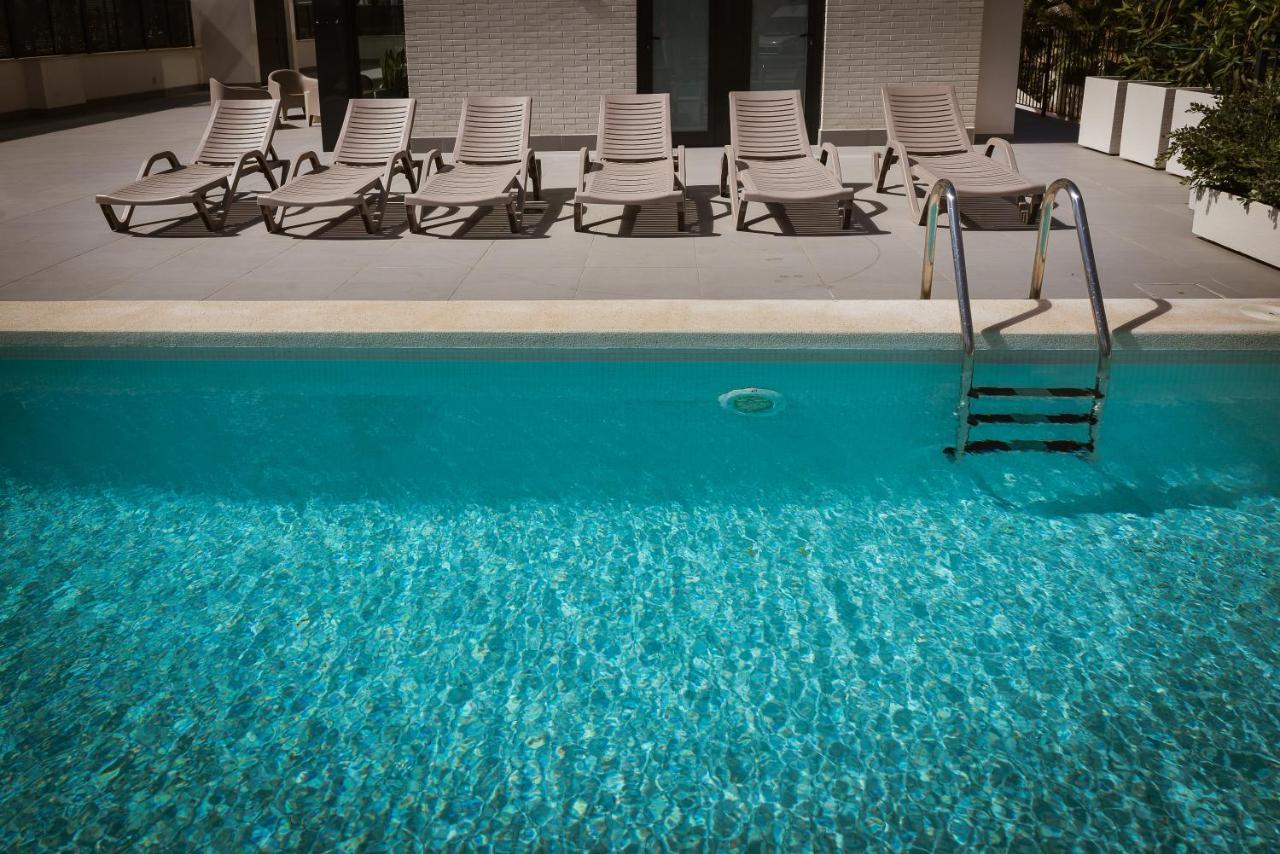 Modern Sea Front Sea Waves Apartment Alicante Exterior foto